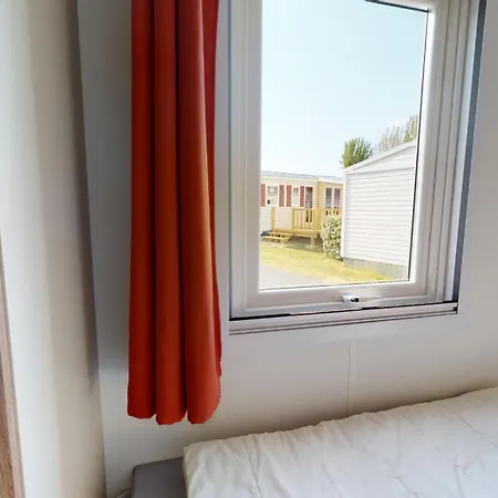 La Plage Mobil Clim Et Piscine Chauffee 度假居 *